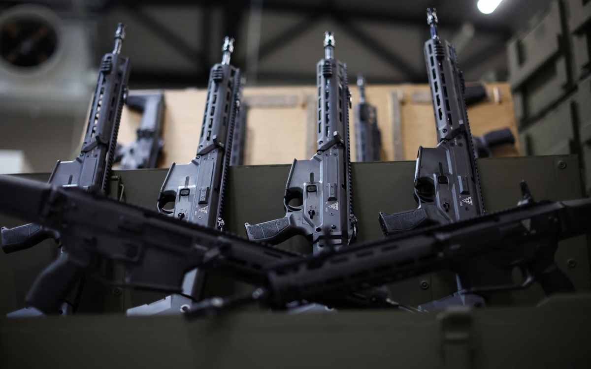 Châu Âu trở thành "kho vũ khí" lớn nhất thế giới với nhập khẩu tăng vọt 210%